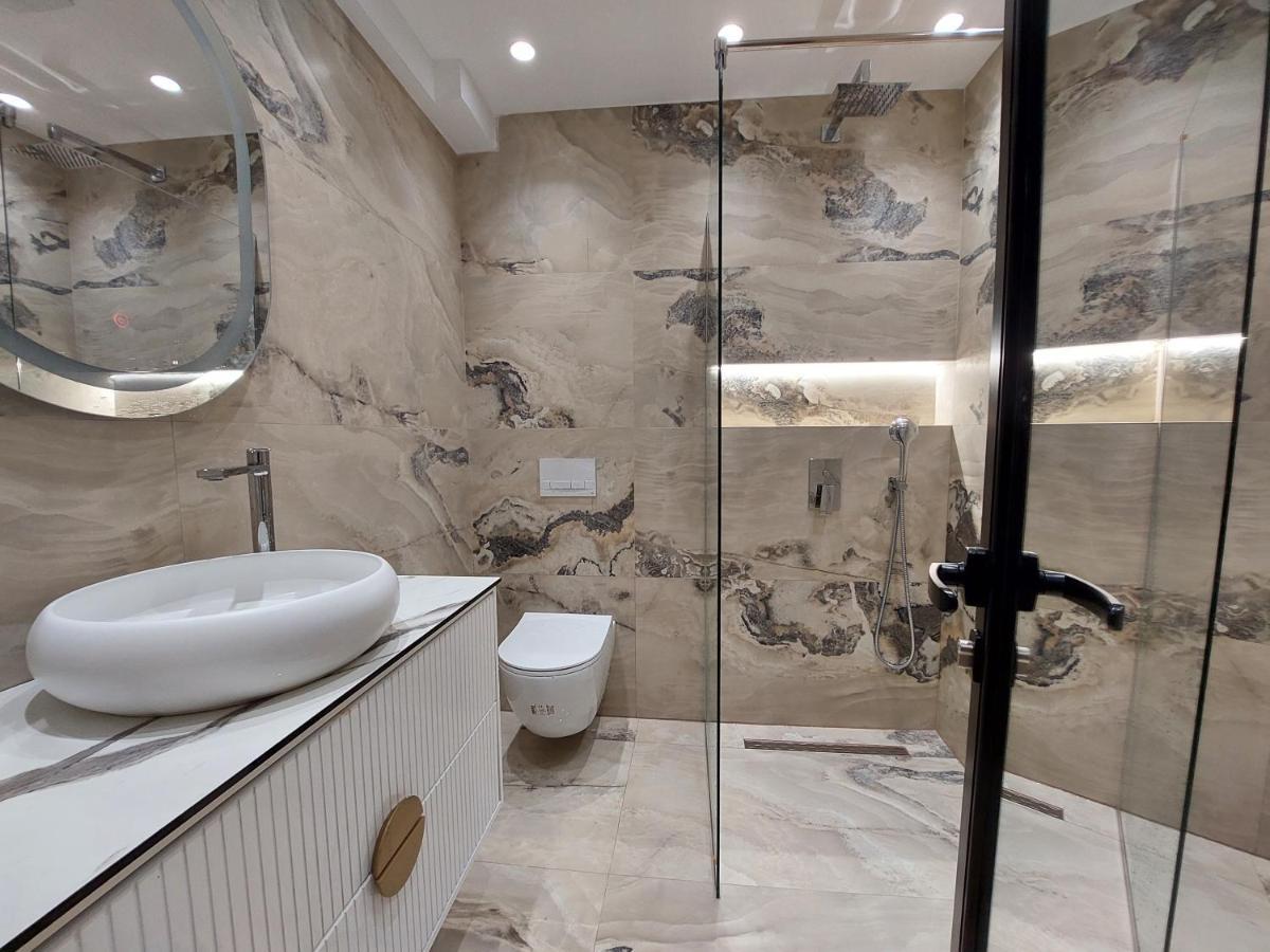 Luxury Apartments Blloku Tiran Dış mekan fotoğraf